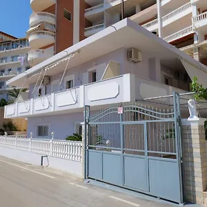 Kosta Appartamento Sarandë